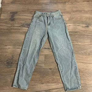 SHEIN HIGH WAISTED PETITE M MOM JEANS